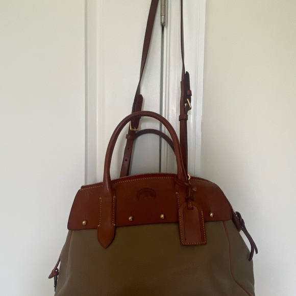Gently used leather Dooney & Bourke with dust bag - Picture 10 of 12